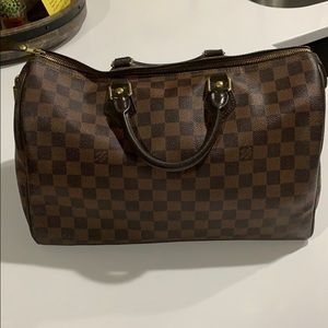 Louis Vuitton Speedy 35